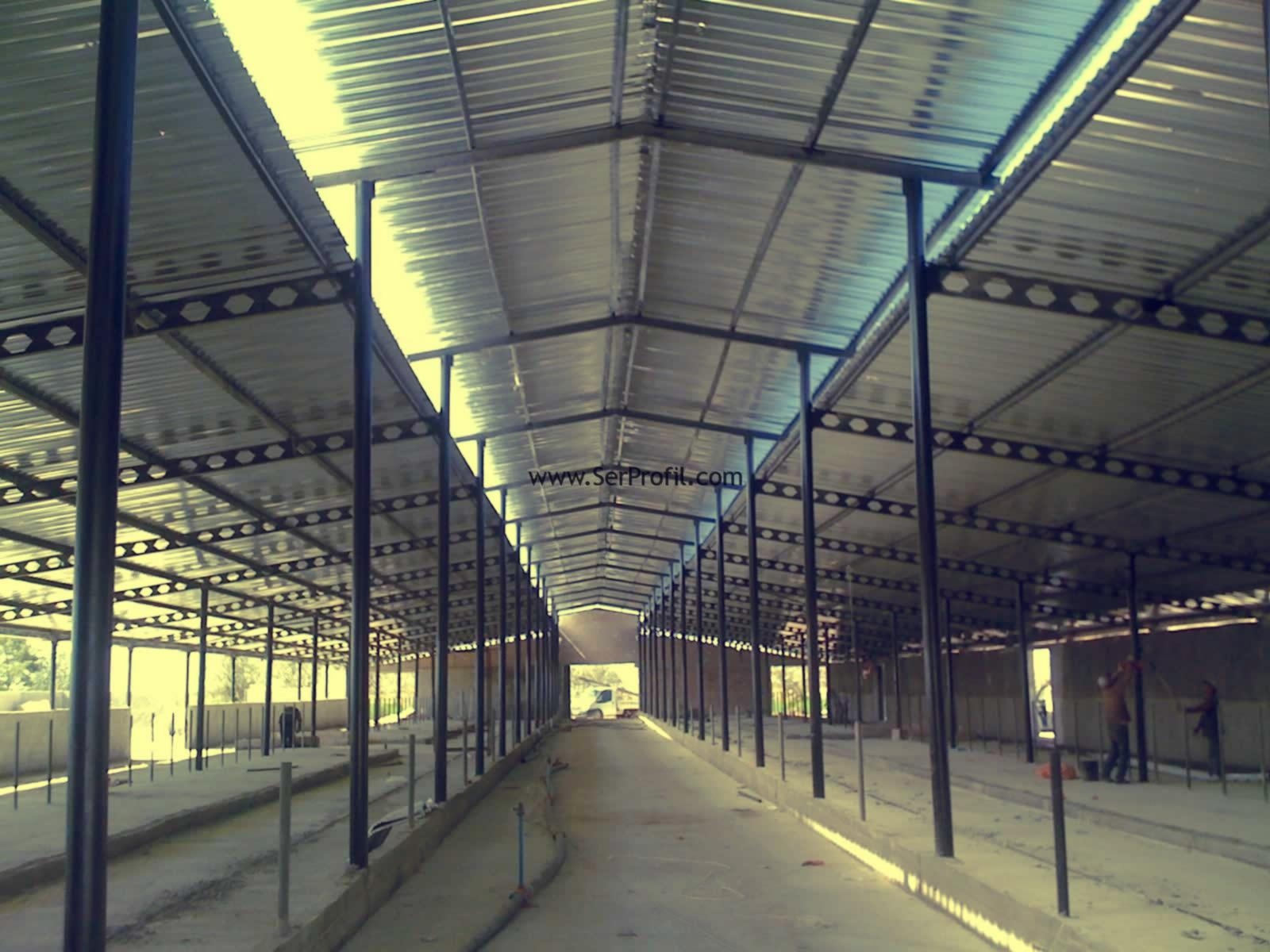 Prefabrik Ahır Yapım Fiyatı Projeli Çelik İskeletli Yalıtımlı