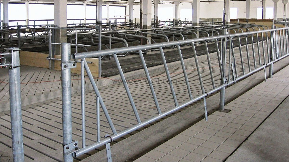 Prefabrik Ahır Çelik İskeletli Çiftlik Projeleri Yapım Metrekare Fiyatları