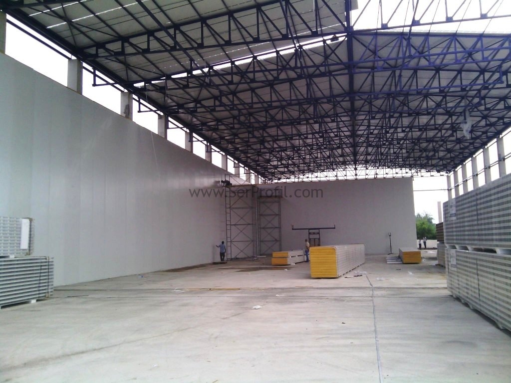 Fabrika Depo Hangar Bina Çelik Konstrüksiyon İmalatı Malzeme İşçilik Fiyatları